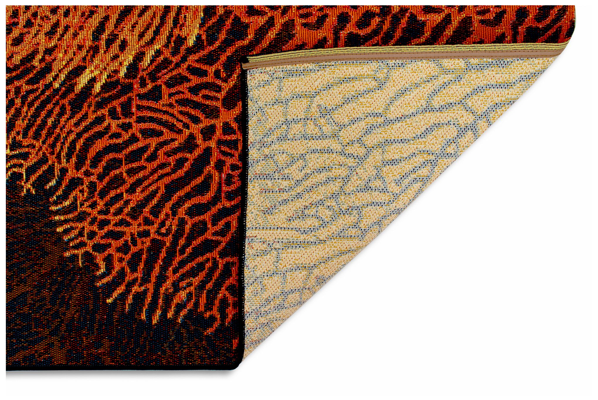 Thumbnail2 of Marina Coral 807904 7'10"x9'10" Ocean Area Rug more views