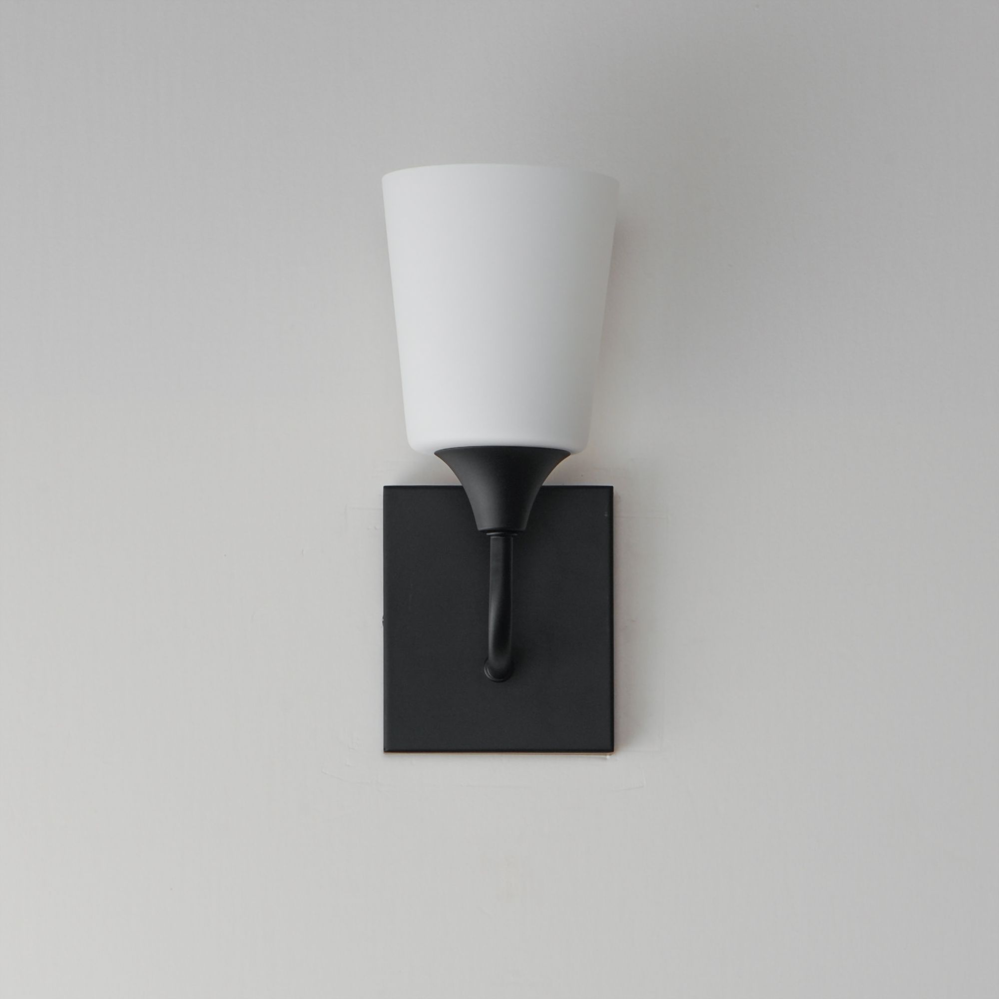 Image 3 Maxim Hudson 11" High White/Black 1-Light Sconce more views
