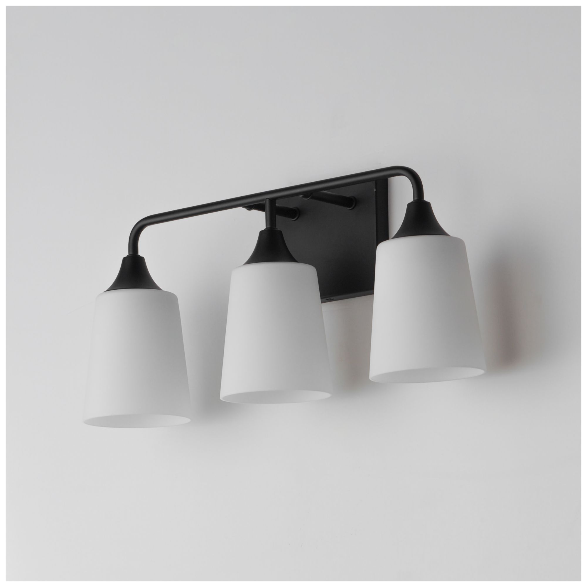 Image 5 Maxim Hudson 20 1/2" Wide White/Black 3-Light Bath Vanity more views