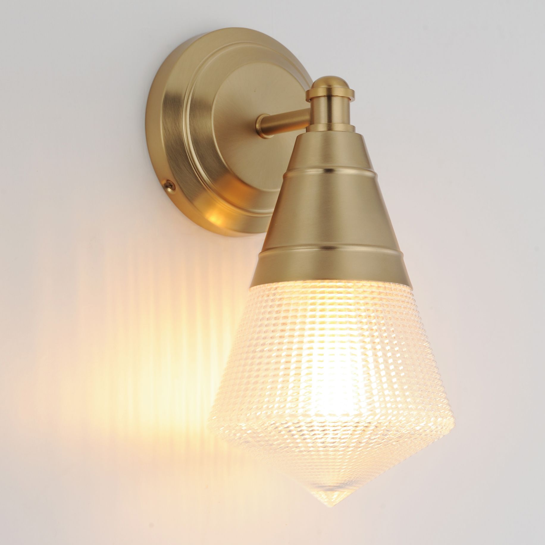 Maxim Lighting Hargreaves Gold Collection