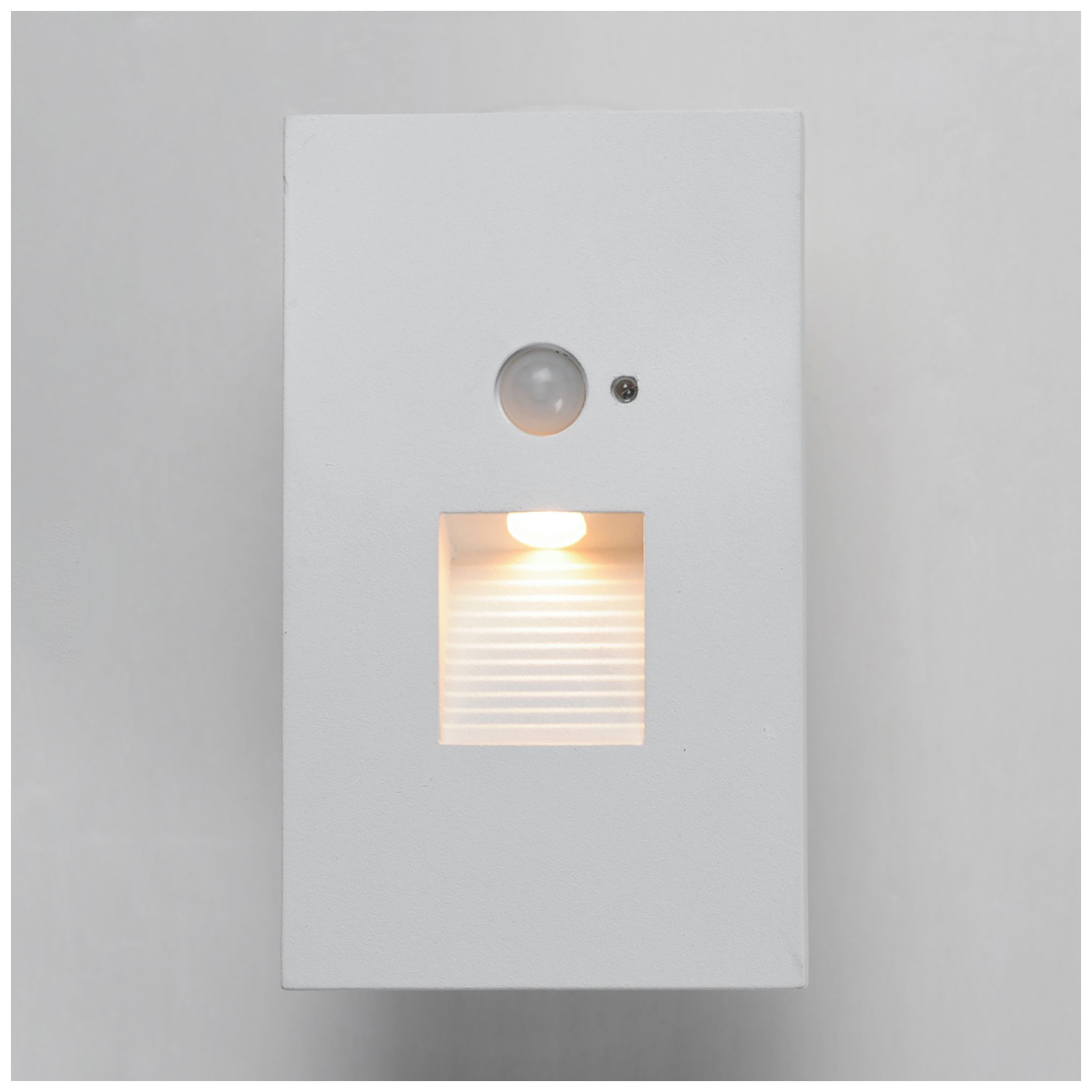 Image 4 Maxim Path 3" Wide White Step Light with Motion Sensor - 3CCT more views