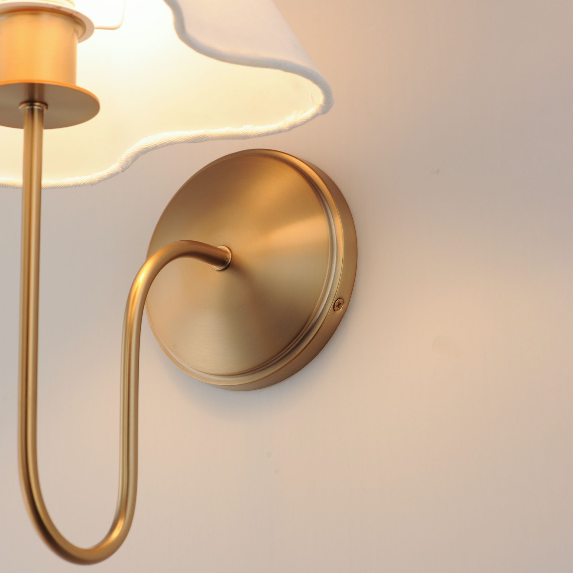 Maxim Saxon 14 1/2" High Natural Aged Brass 1-Light Wall Sconce