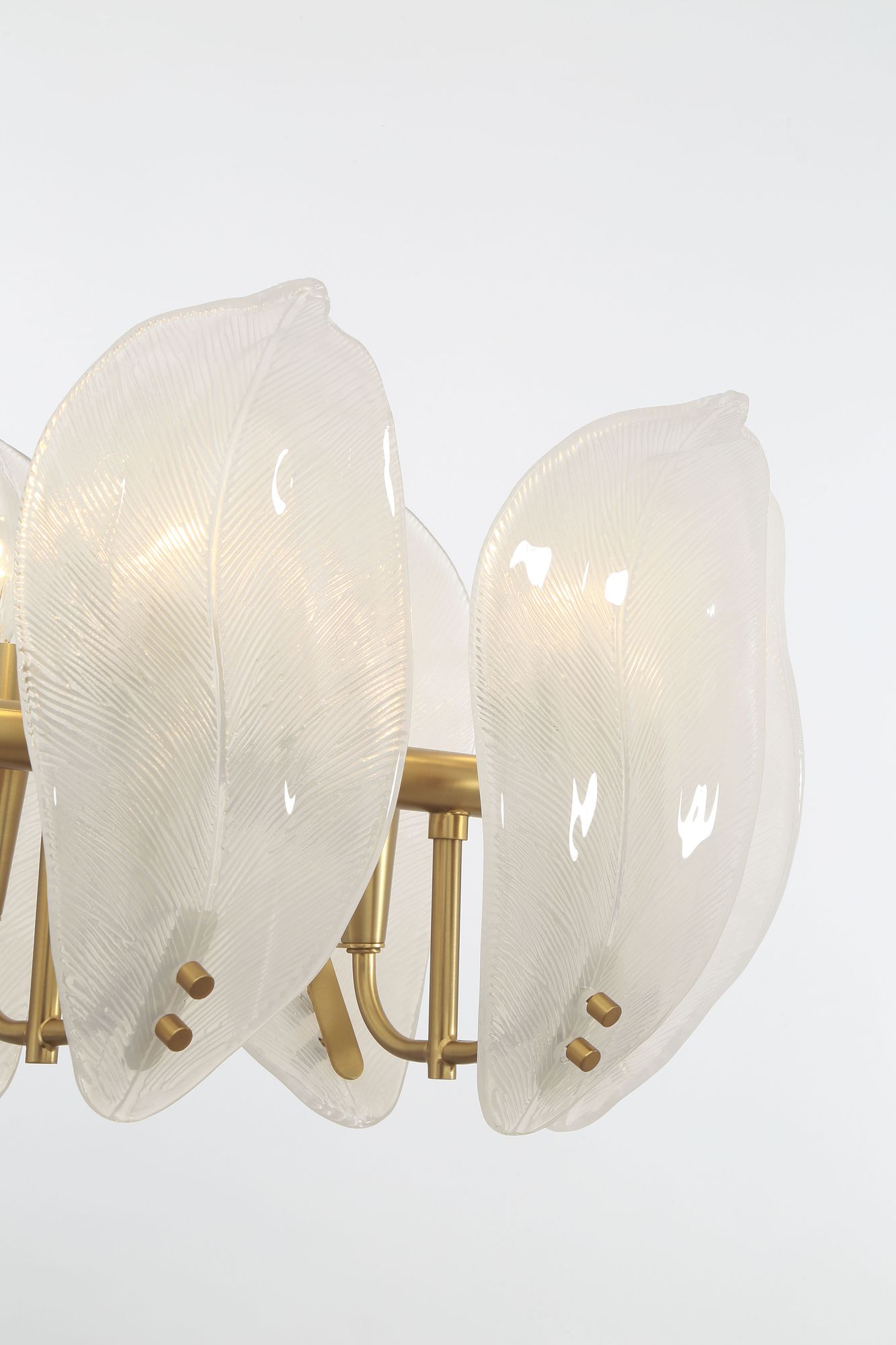 Image 4 Metropolitan Orchid 14-Lt 48-in Legacy Brass Linear Chandelier with Glass more views