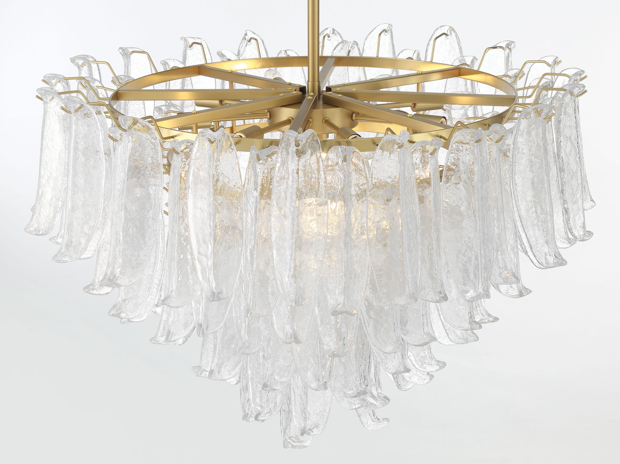 Image 5 Metropolitan Regent 17-Lt 36.75in Brass Chandelier with Clear Crackle Glass more views