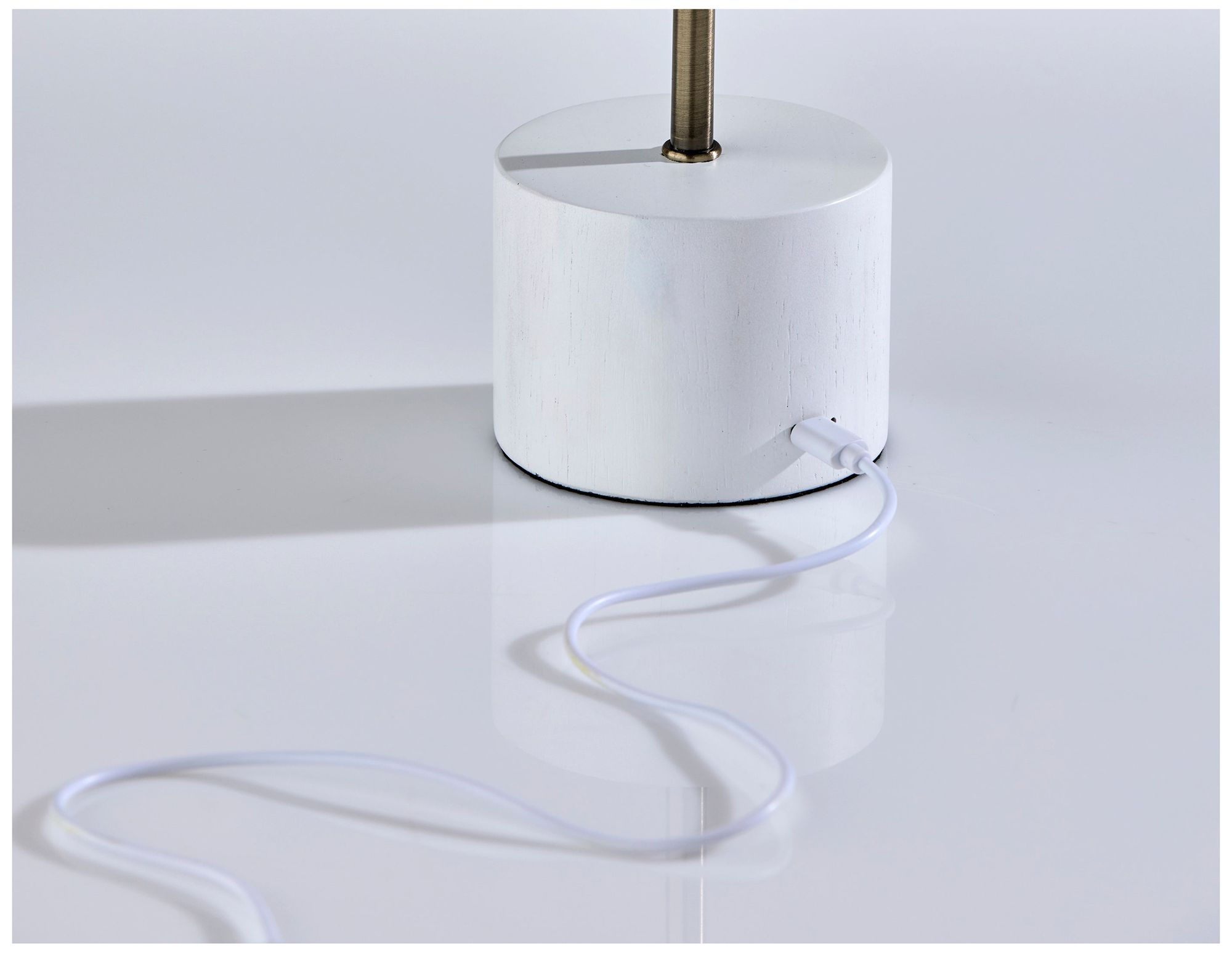 Image 7 Mika Cordless LED Table Lamp more views