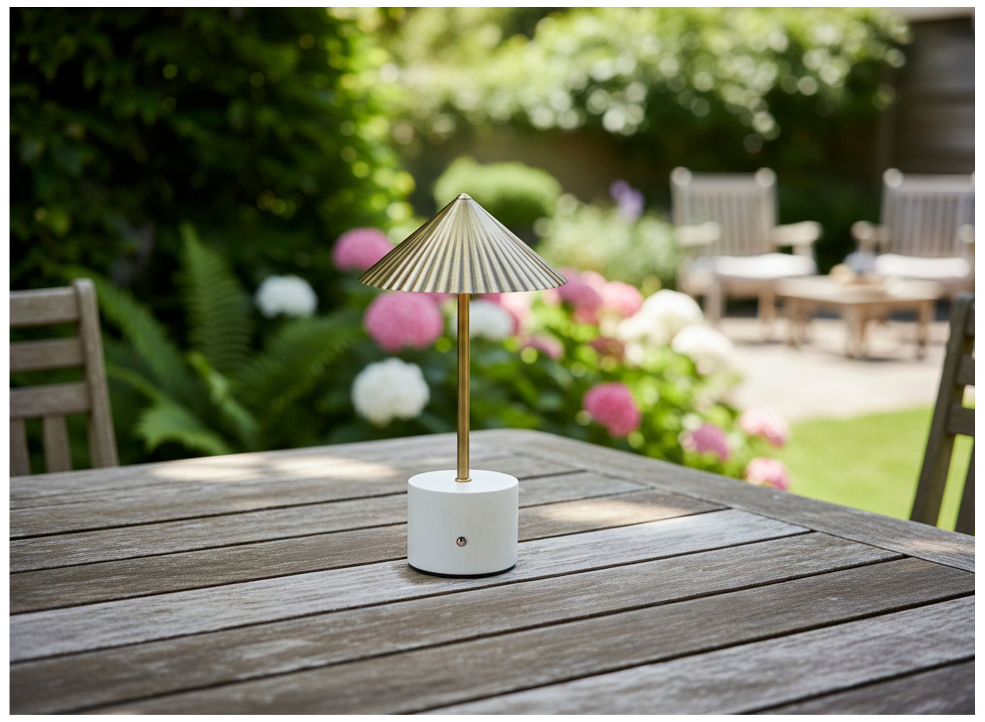 Mika Cordless LED Table Lamp