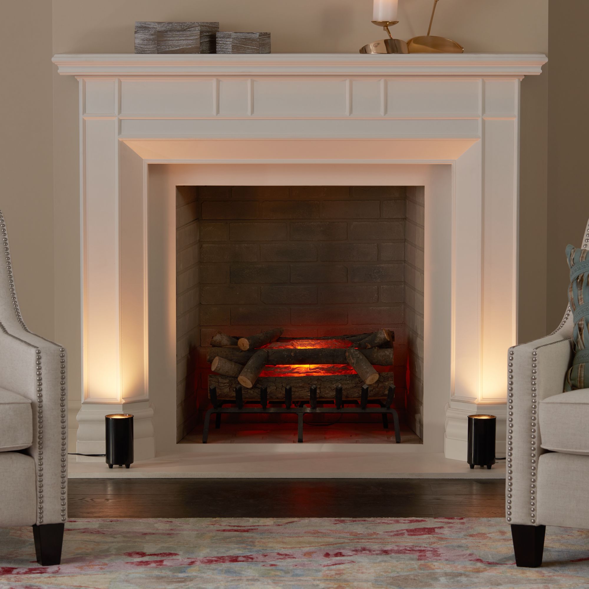 Mini Accent 6 1/2" High Can Spot Light in Black in scene