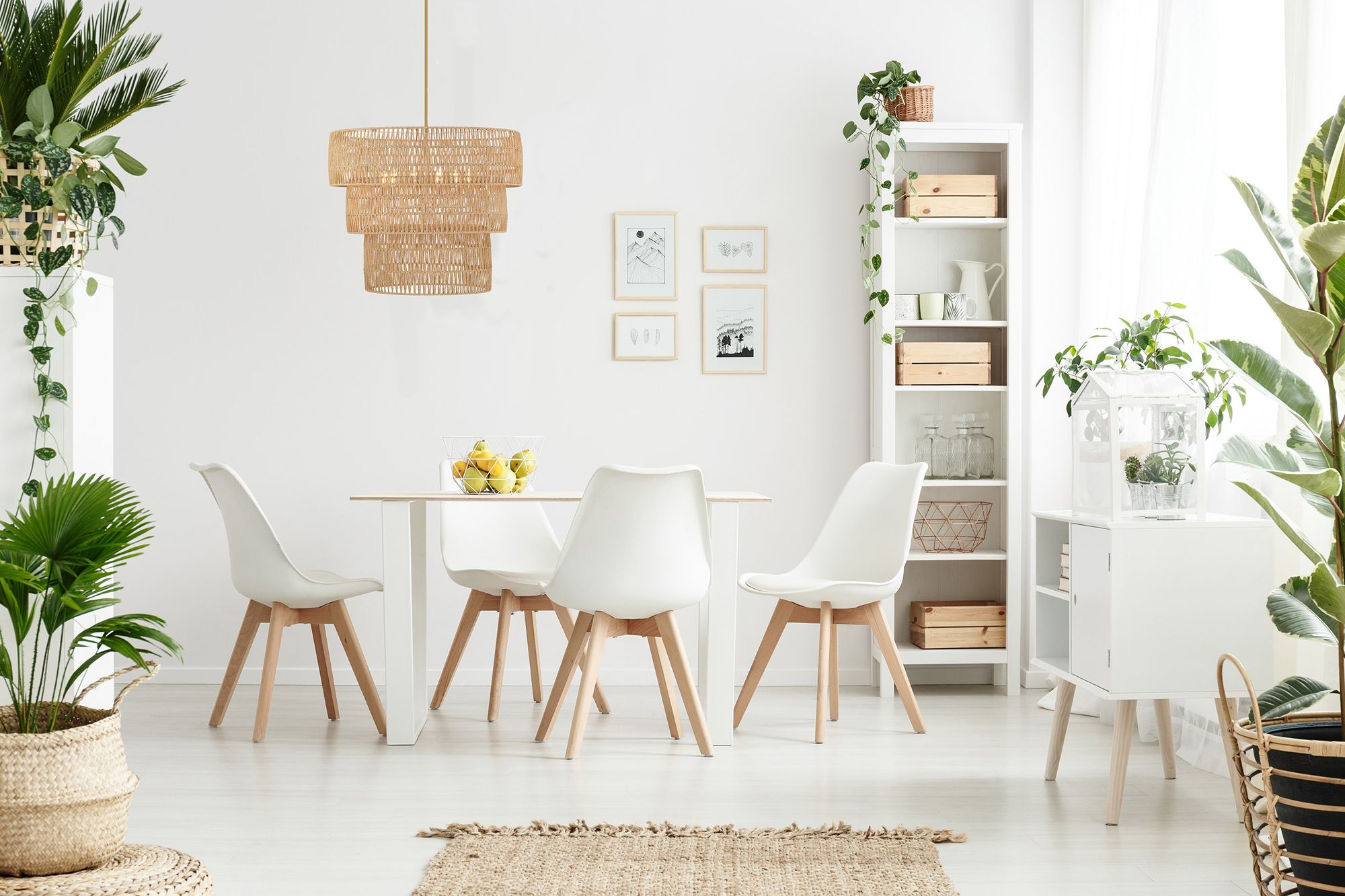 Minka-Lavery Bungalow Heaven 6-Light Soft Brass Pendant with Rope Shade