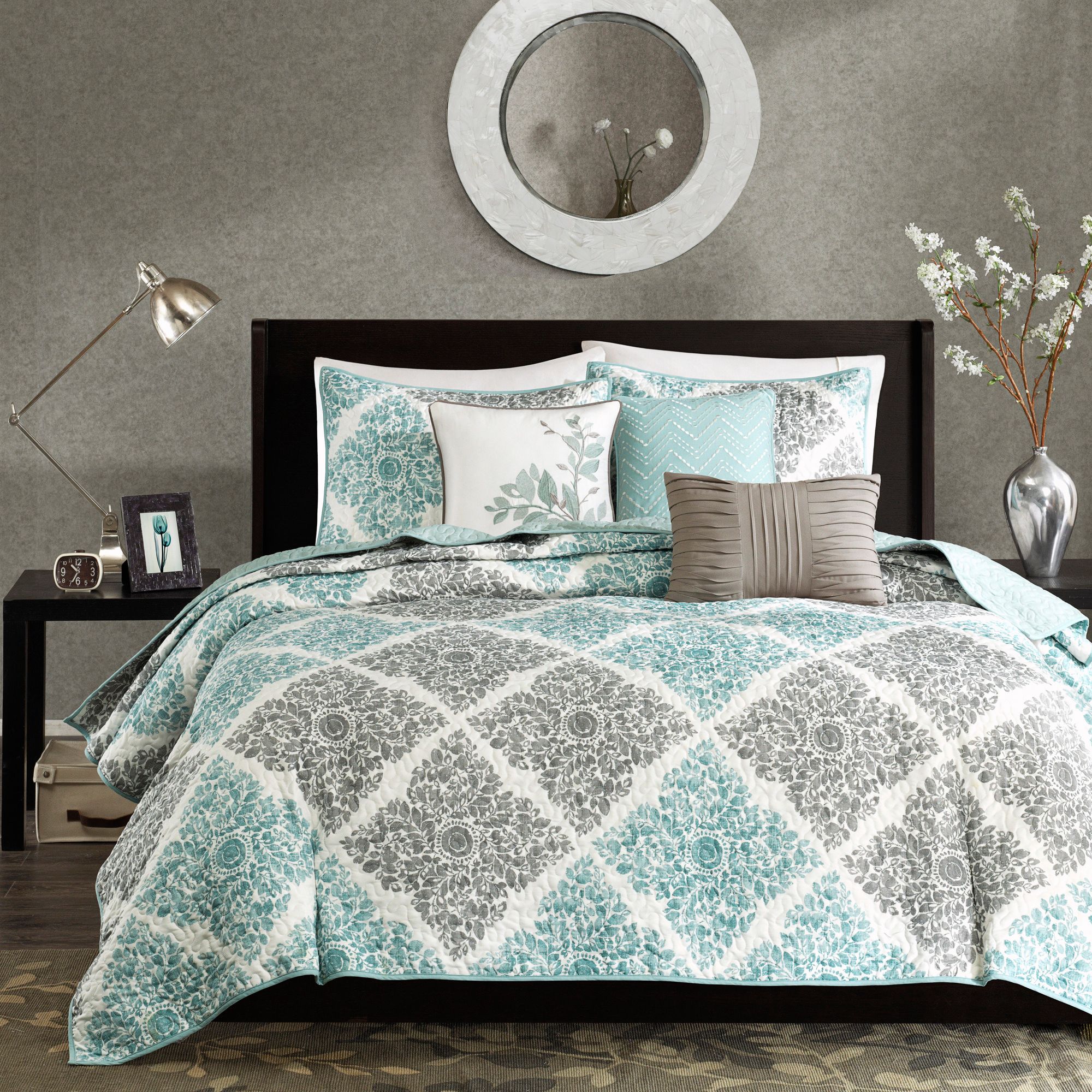 Montecito Aqua Gray 6-Piece Full/Queen Coverlet Set