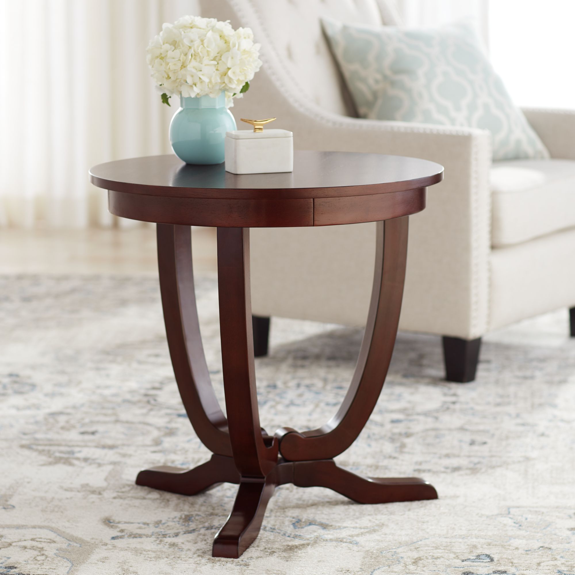 24 inch store round accent table