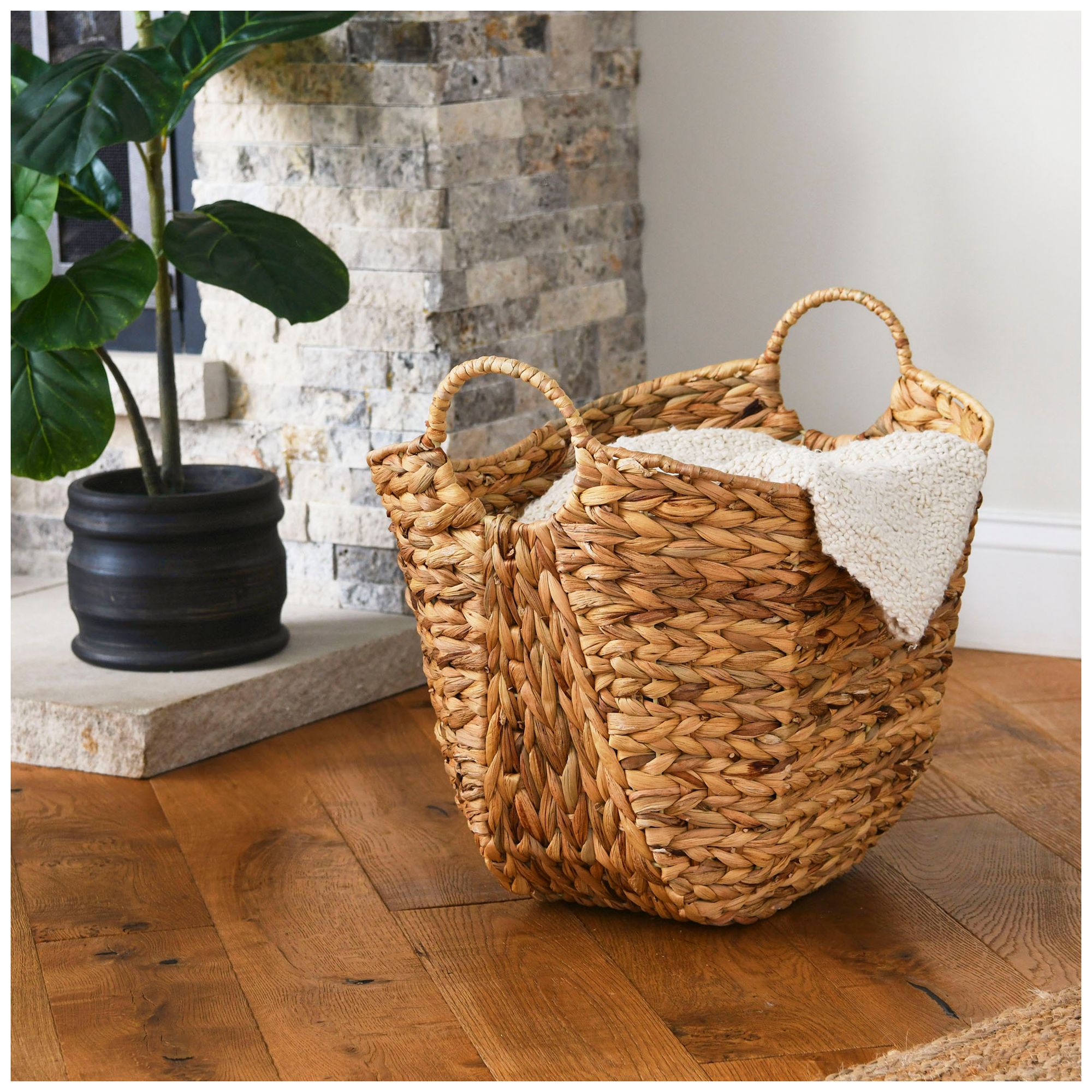 Image 3 Natural Woven Wicker Storage Basket, Great for Decoration or Organization more views