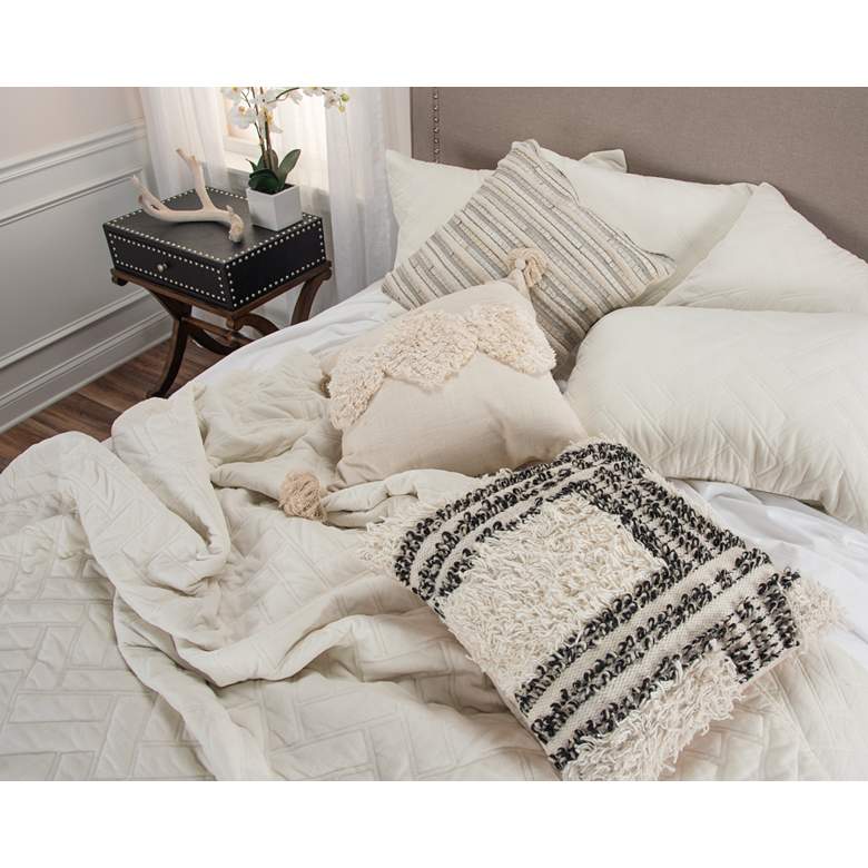 Image 3 New York Night White 8-Piece King Bedding Set more views