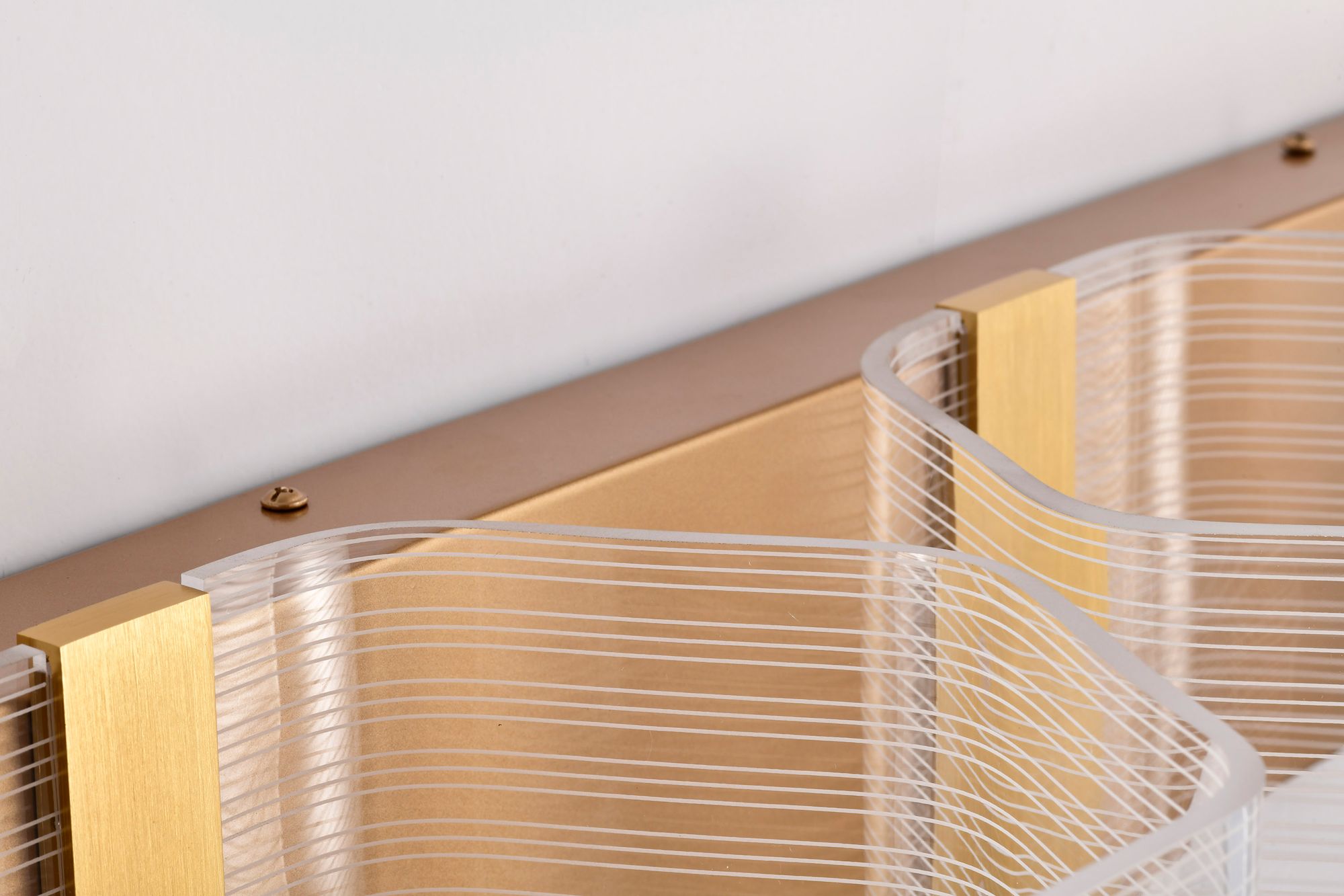 Nuvo Kenzo 25 "Wide Polished Anodized Bronze LED 3 Light Vanity