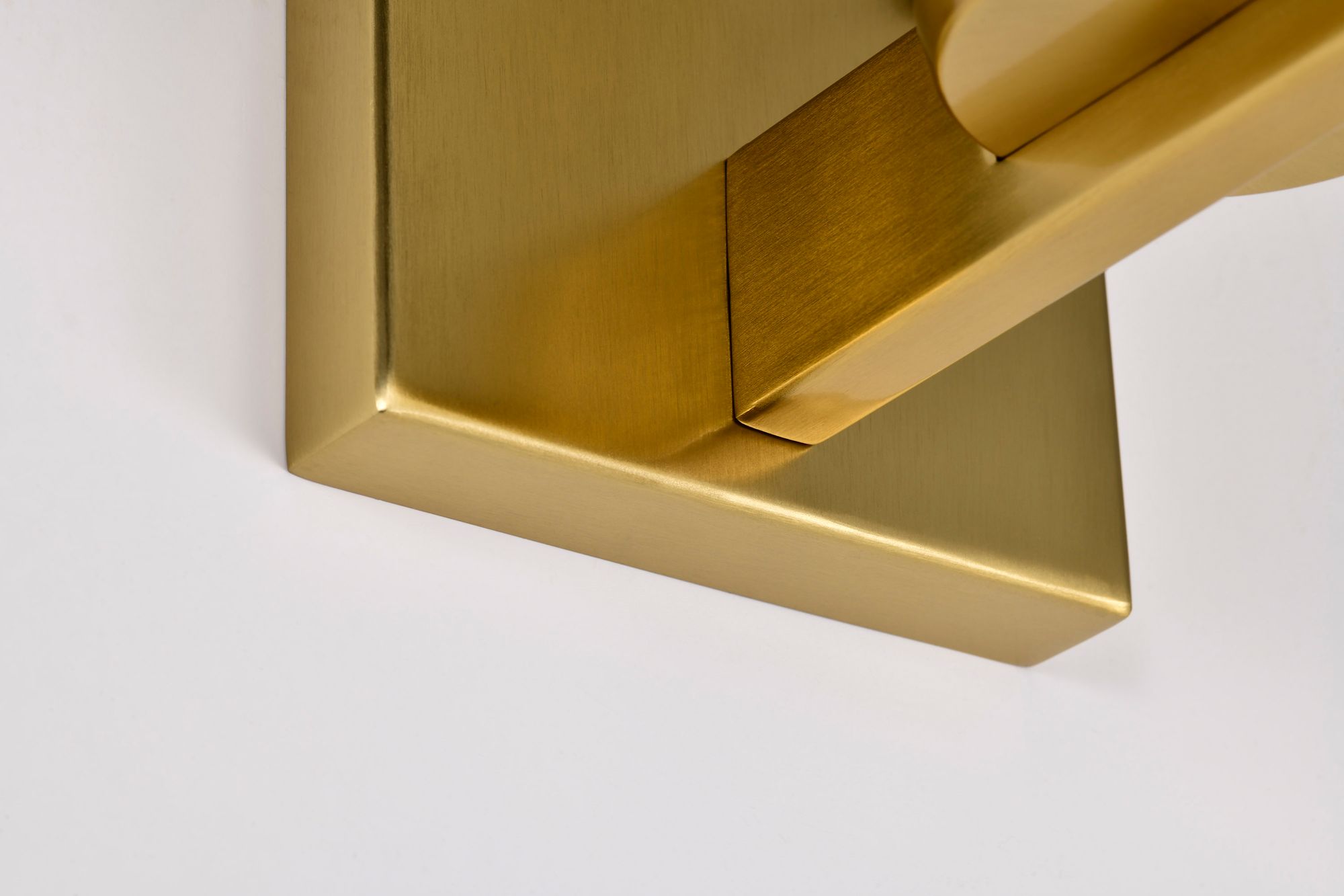 Nuvo Royale 7" High Burnished Brass 1 Light Vanity