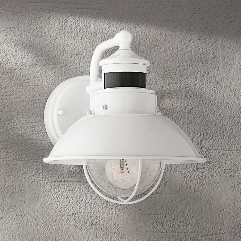 Image 1 Oberlin 9 inch White Dusk to Dawn Motion Sensor Outdoor Light