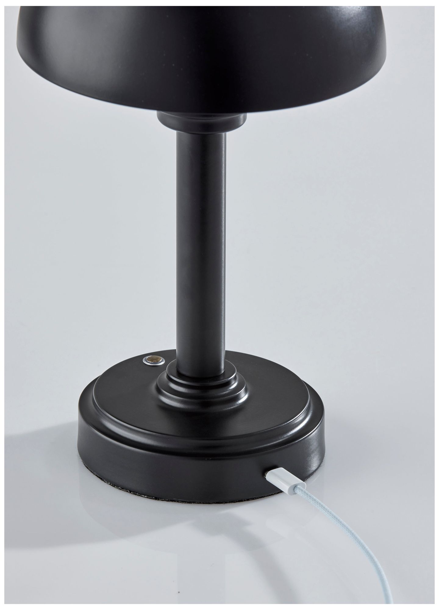 Ollie LED Cordless Table Lamp- Black