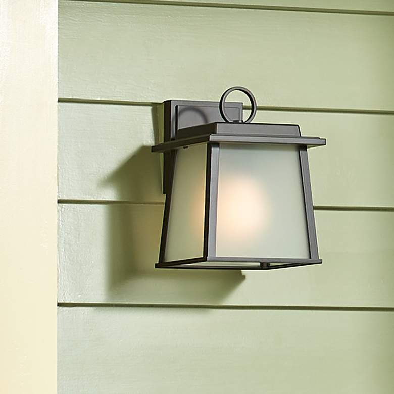 Image 1 Outdoor Wall Medium