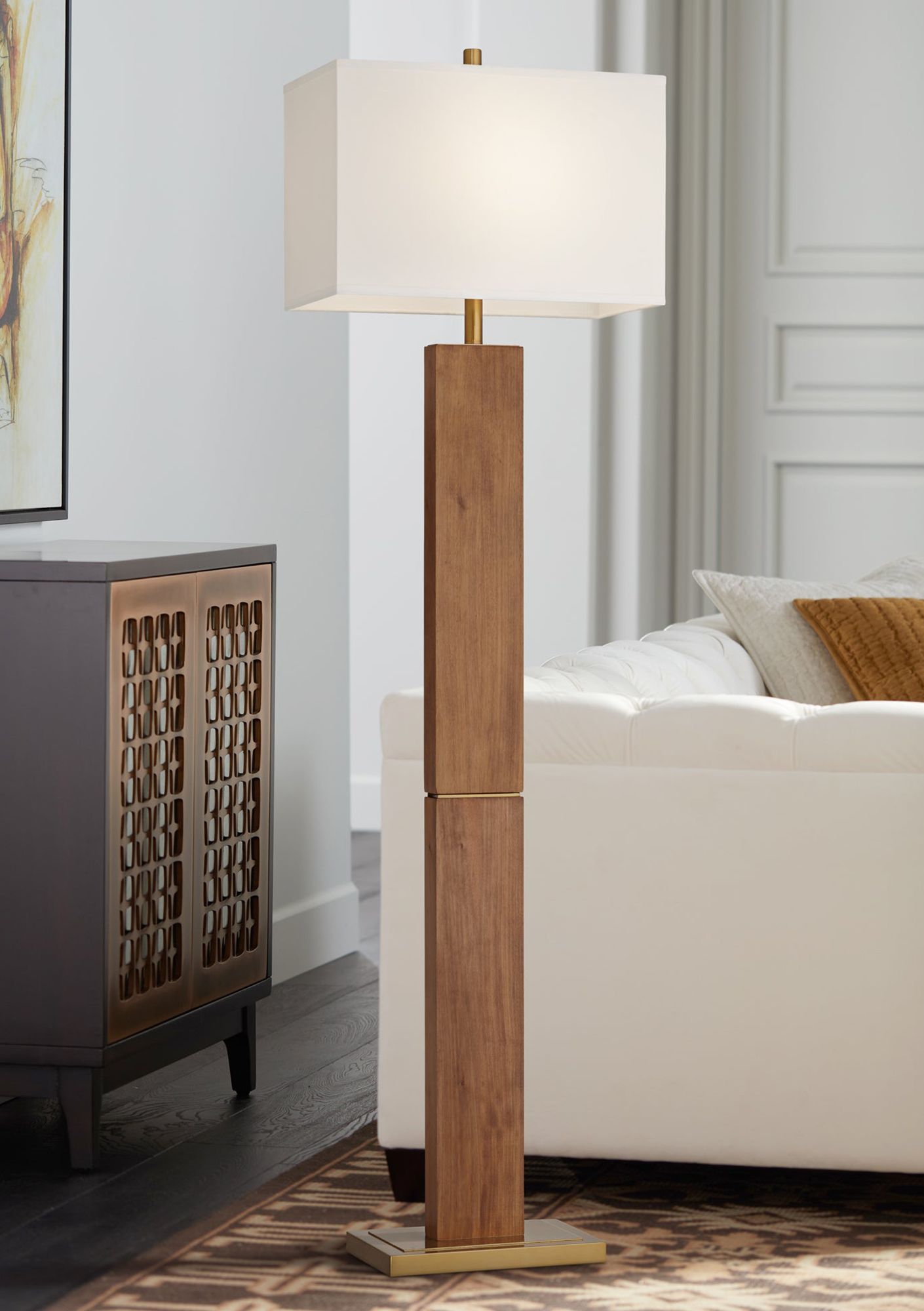 Floor store column lamp