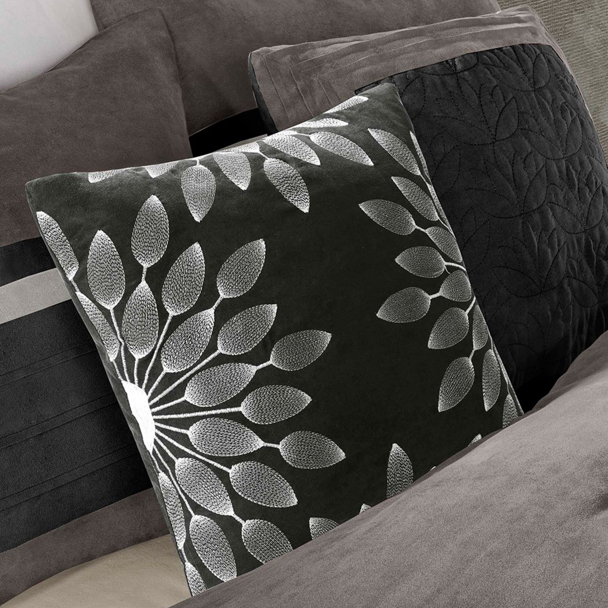 Palmer Black Pieced Faux Suede Full 7-Piece Comforter Set