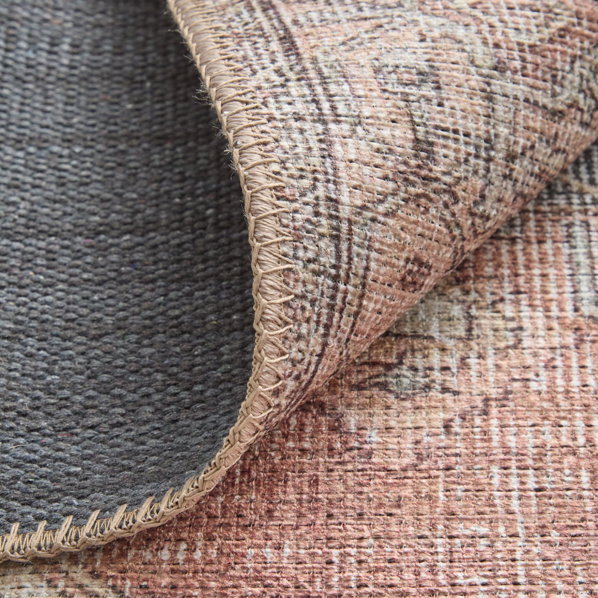 Percy Medallion Indoor Orange Area Rug 39ALF 5'-3" x 7'-6"