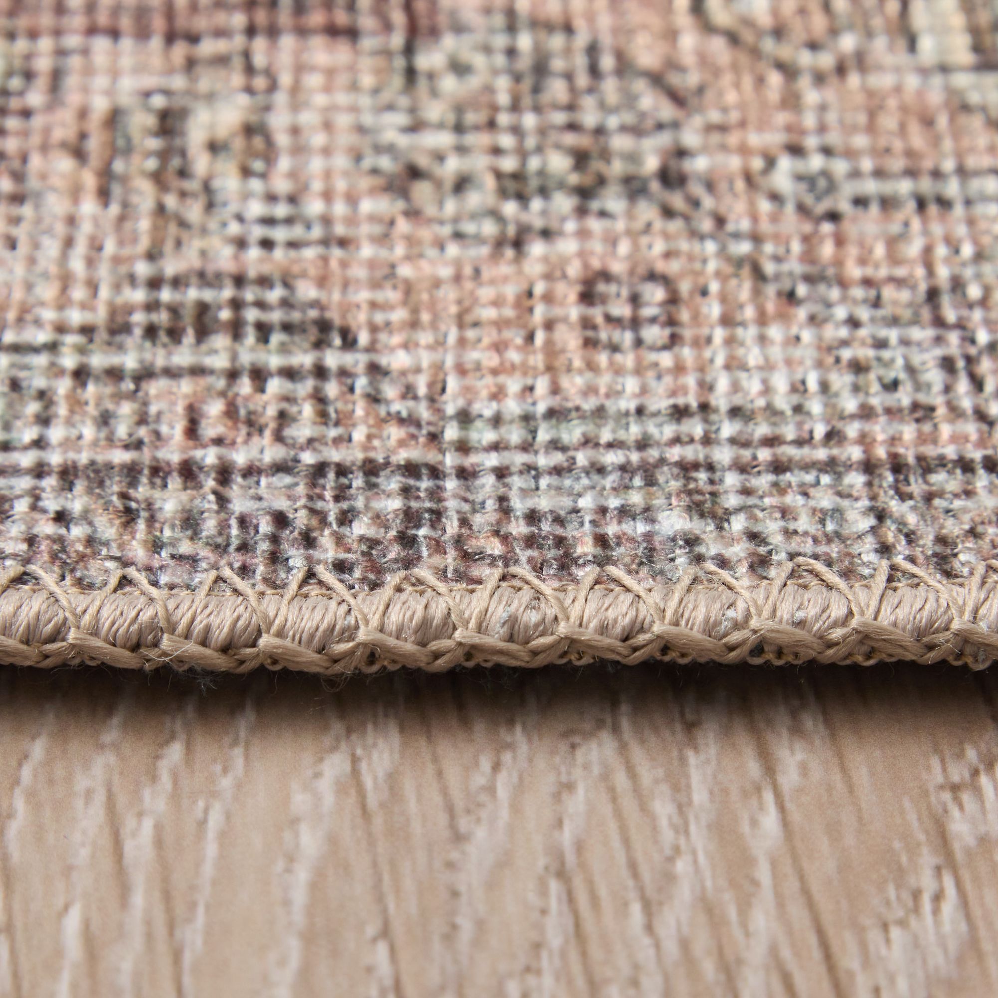 Percy Medallion Indoor Orange Area Rug 39ALF 5'-3" x 7'-6"