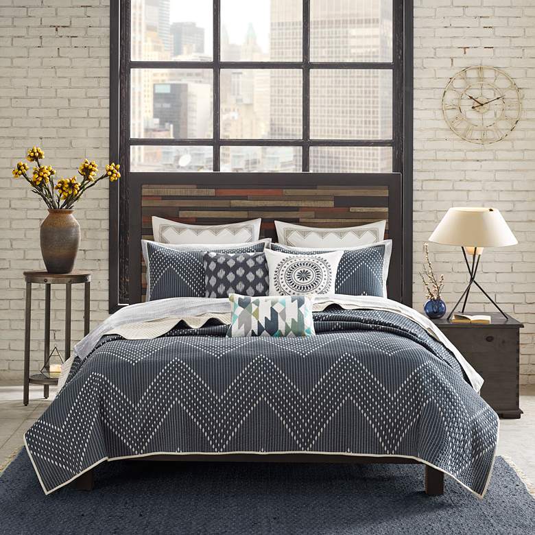Image 1 Pomona Navy Full/Queen 3-Piece Coverlet and Bedspread