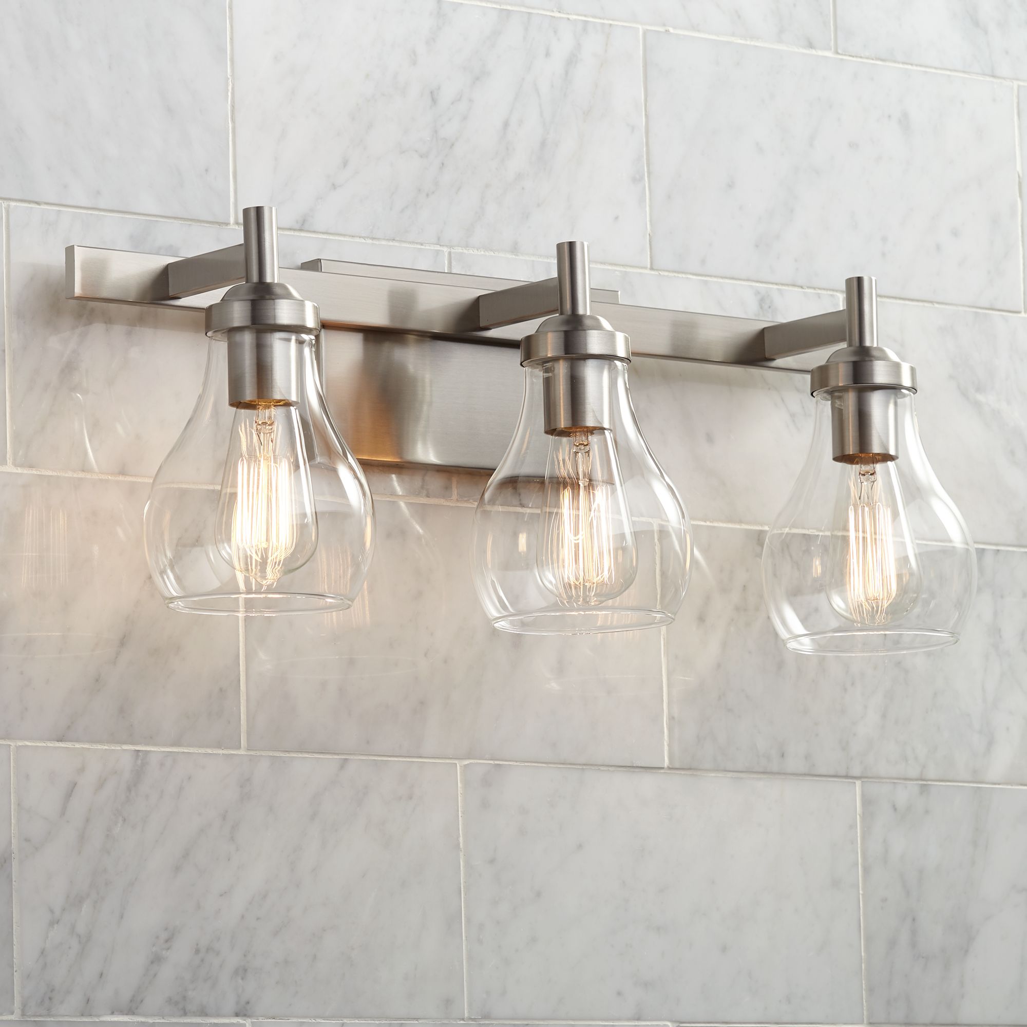 Bathroom light best sale fixtures 6 bulbs