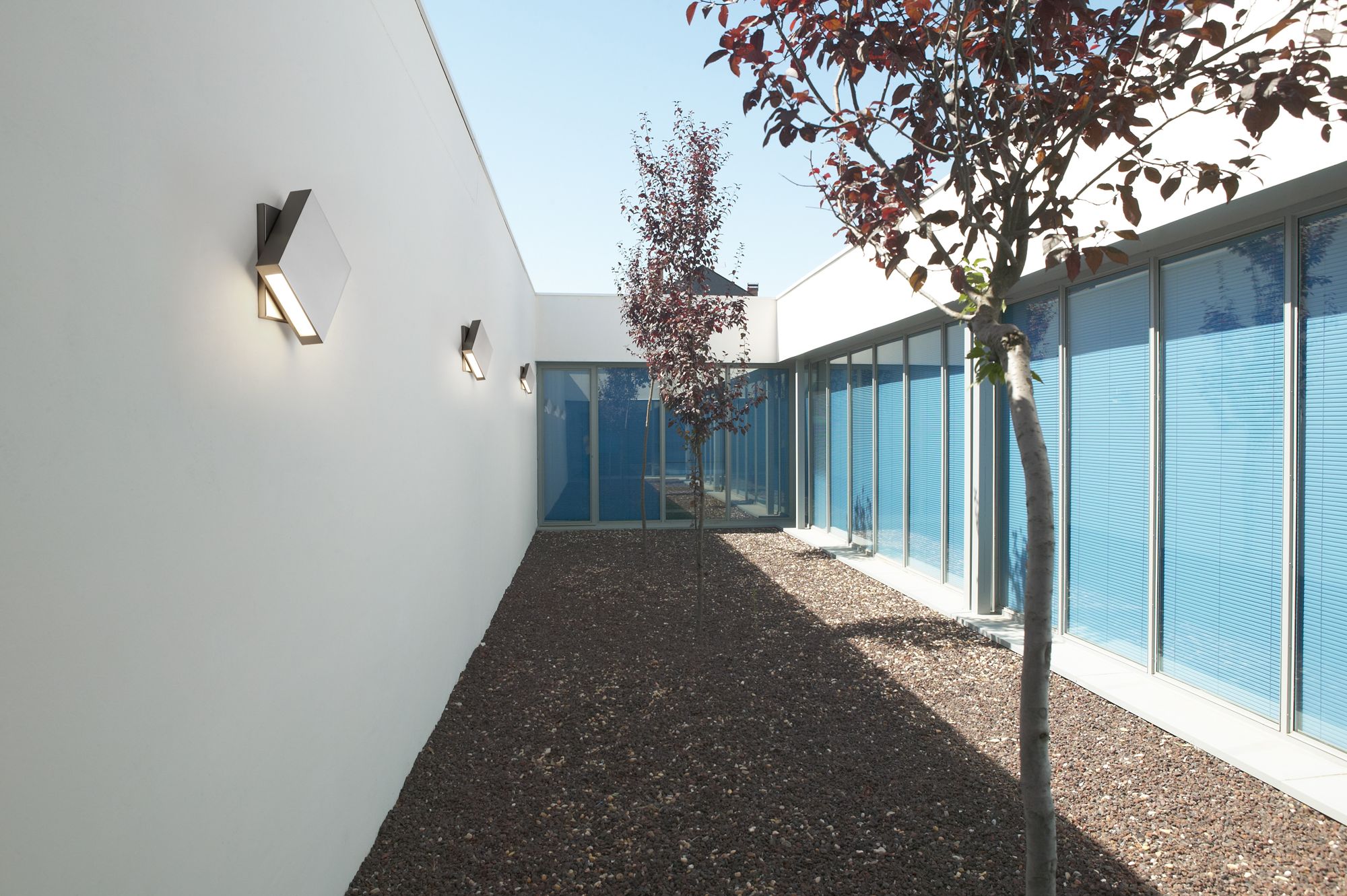 Quadrate 11 1/4"H Silver 2-Light LED Outdoor Wall Light in scene