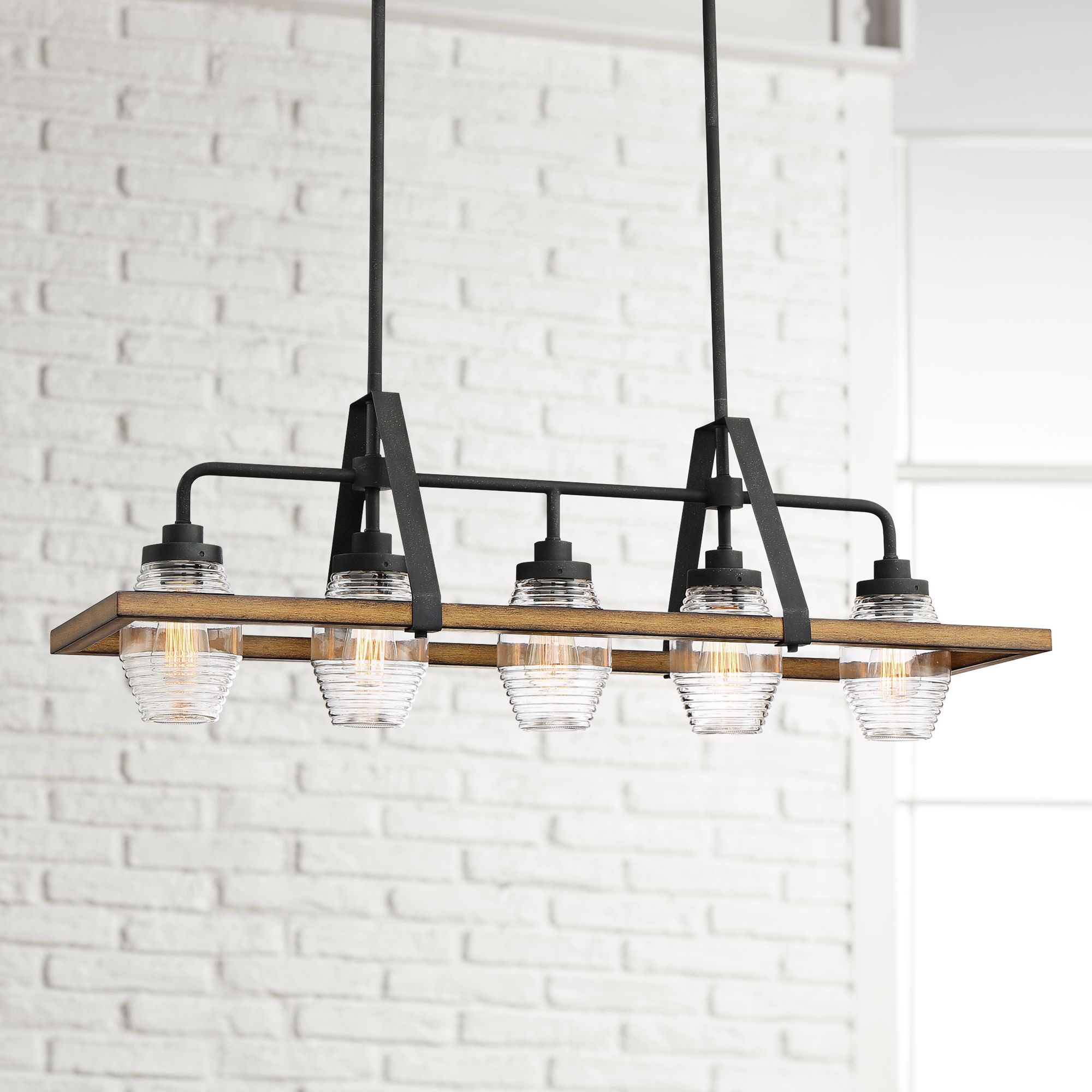 quoizel 5 light pendant