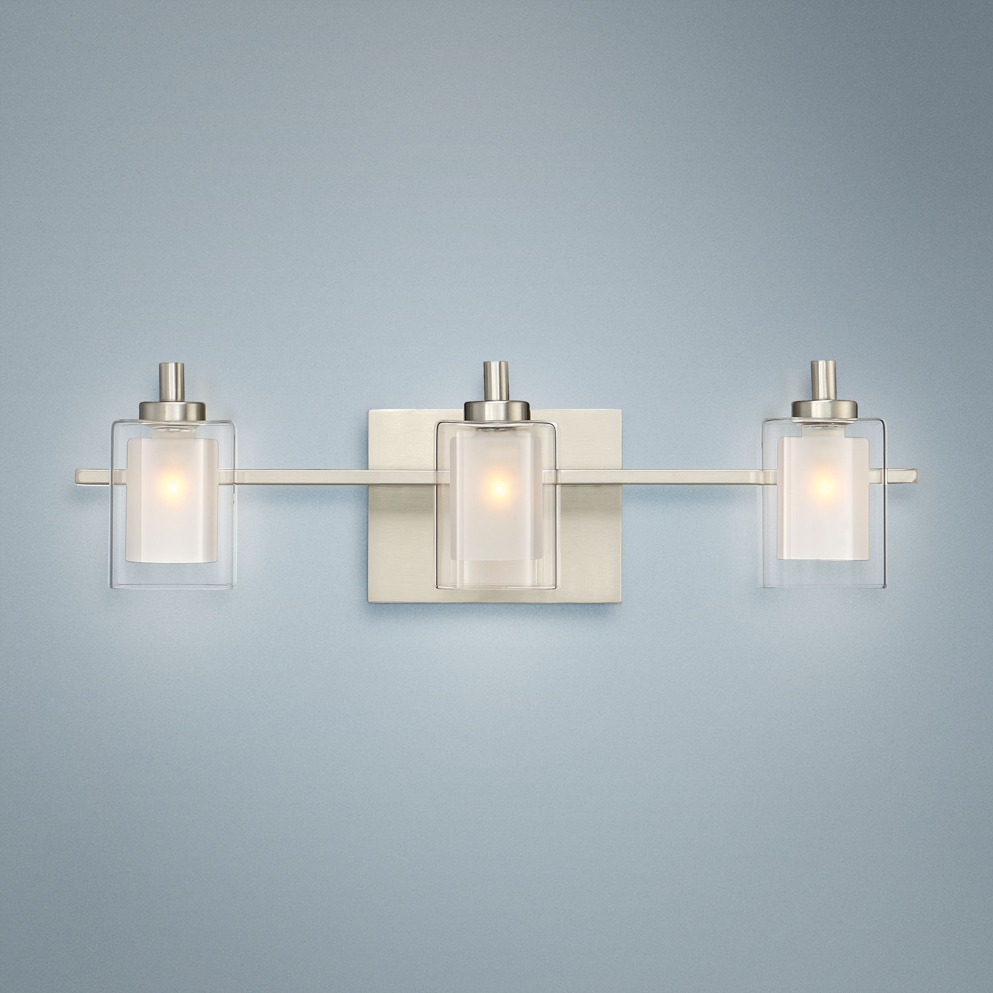 quoizel bath light