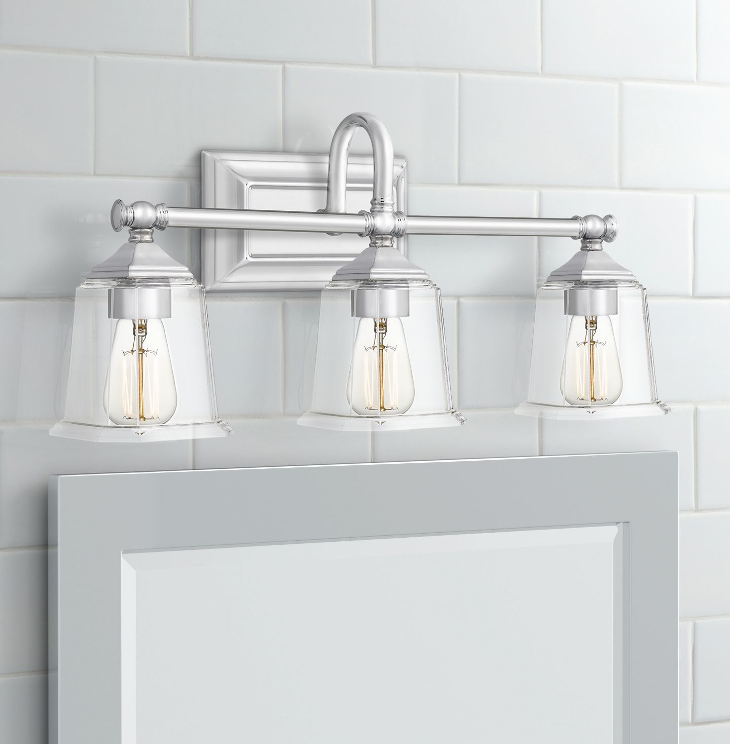 quoizel bath light