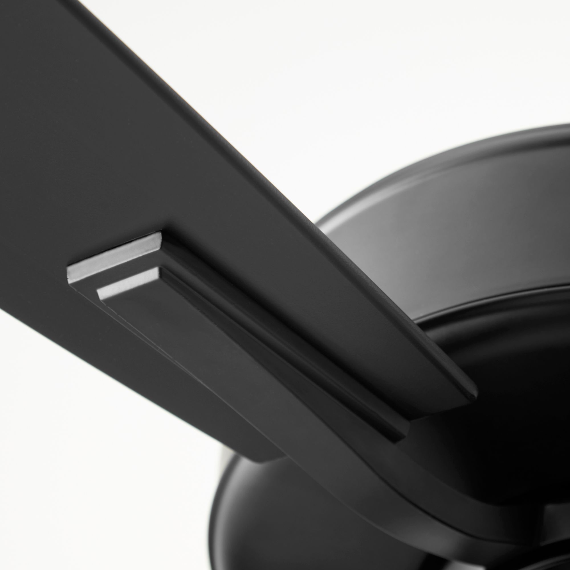 Image 4 Quorum International Ovation 52" Matte Black Wet Uni-Pk Fan more views