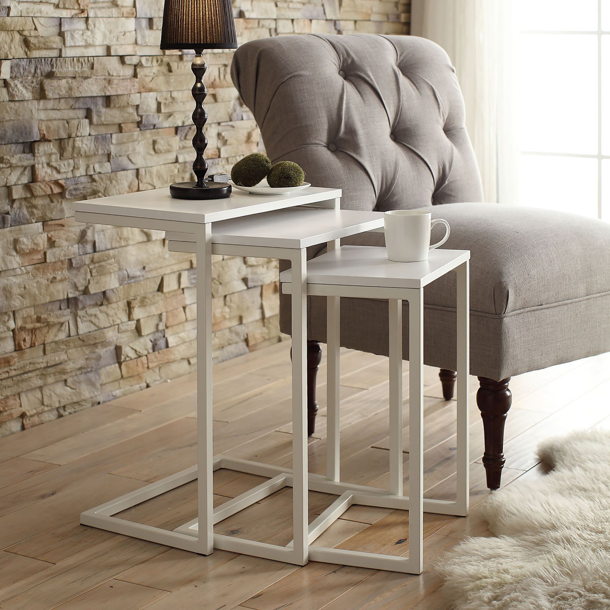 White wood nesting tables discount