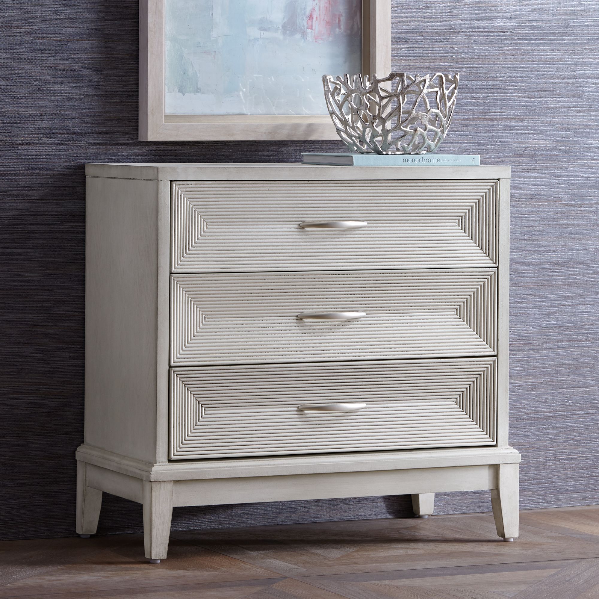 White accent store chest