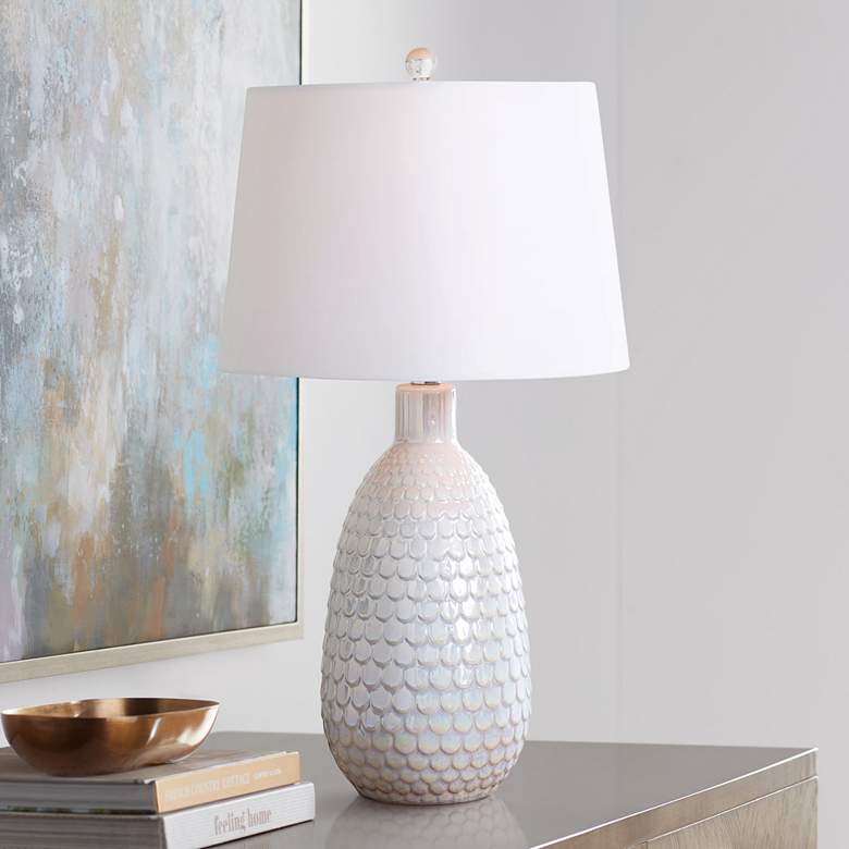 Image 1 Regina Andrew Design Glimmer White Ceramic Table Lamp