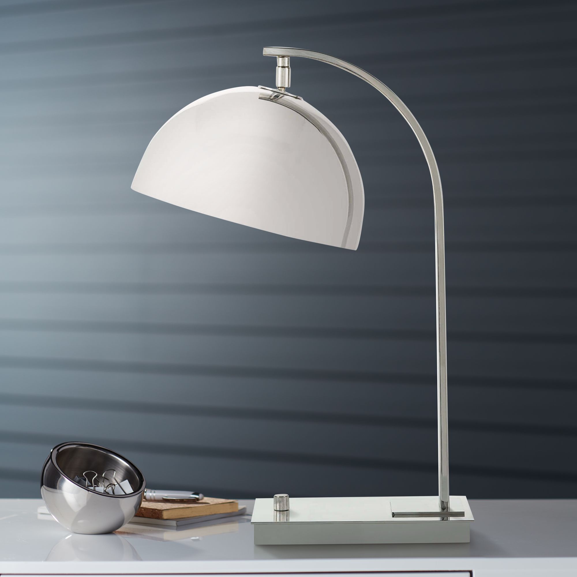 otto desk lamp