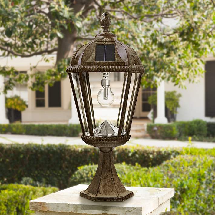 https://image.lampsplus.com/is/image/b9gt8/royal-bulb-23-inch-high-bronze-solar-powered-led-outdoor-pier-mount-light__13x15cropped.jpg?qlt=65&wid=710&hei=710&op_sharpen=1&fmt=jpeg