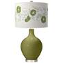 Rural Green Rose Bouquet Ovo Table Lamp