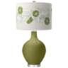Rural Green Rose Bouquet Ovo Table Lamp