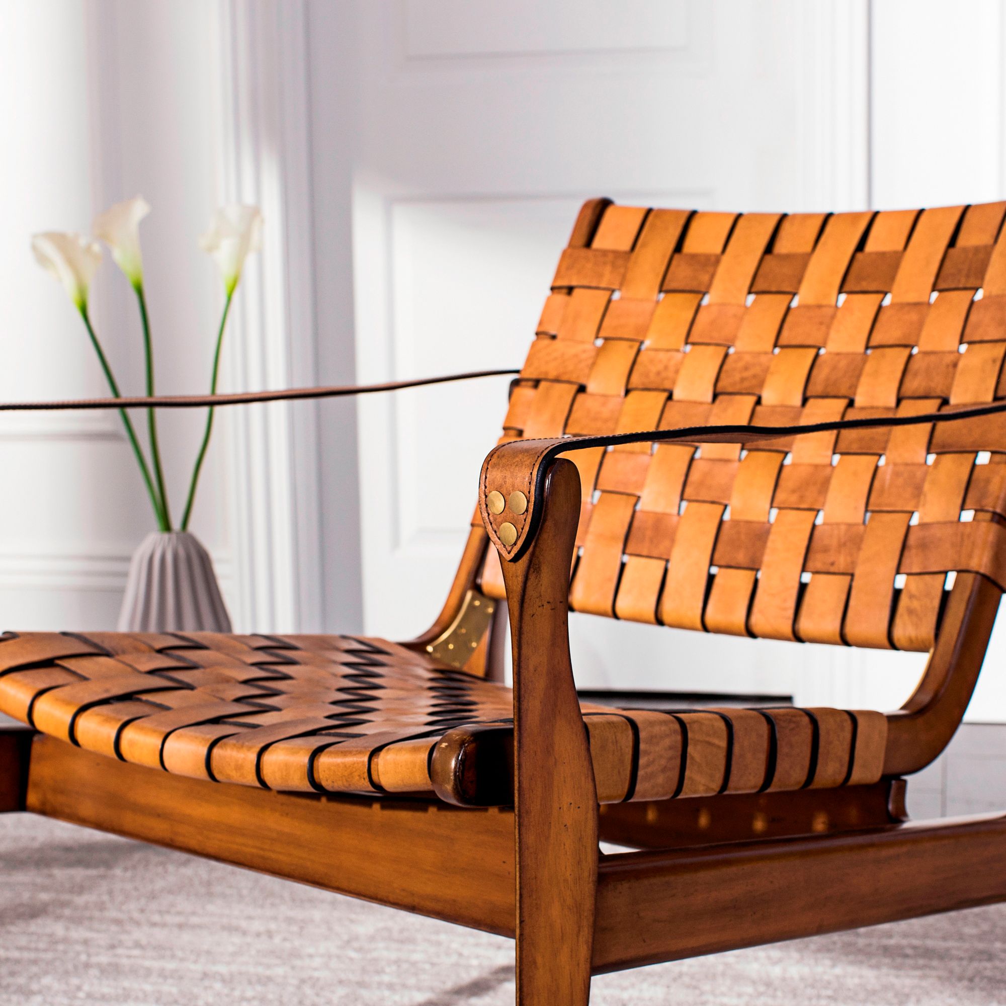 Safavieh Dilan Safari Woven Leather Straps Armchair