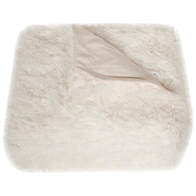 Image 3 Safavieh Snow White Cuddle Throw Blanket