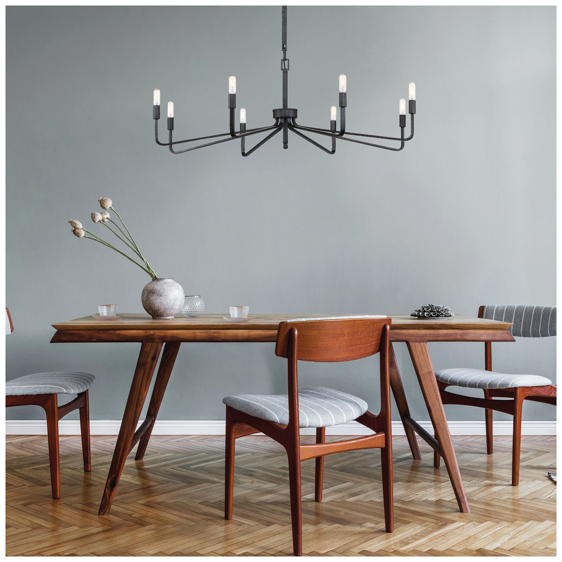 Salem 8-Light Chandelier in Forged Iron
