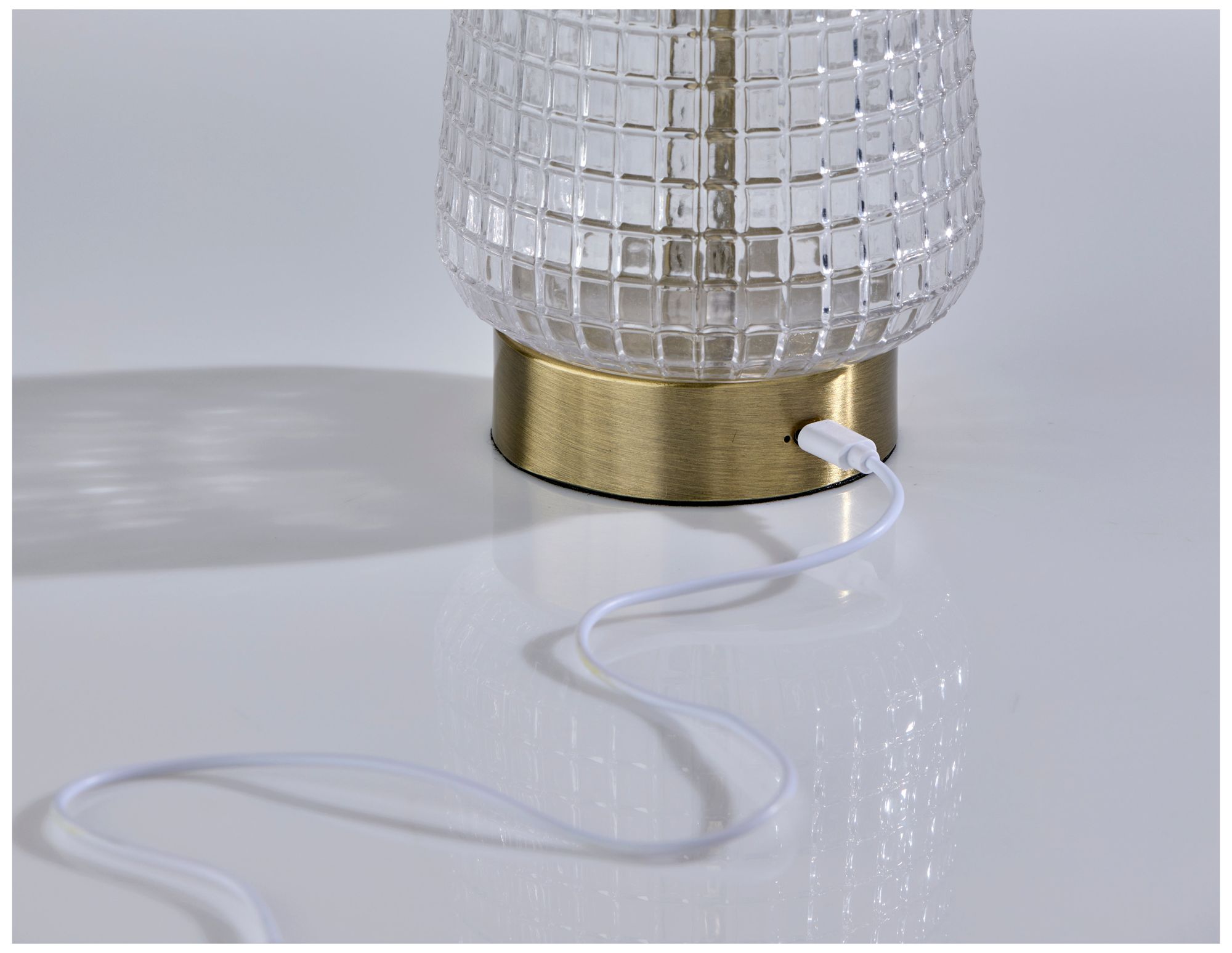 Image 6 Samara Cordless LED Table Lantern more views