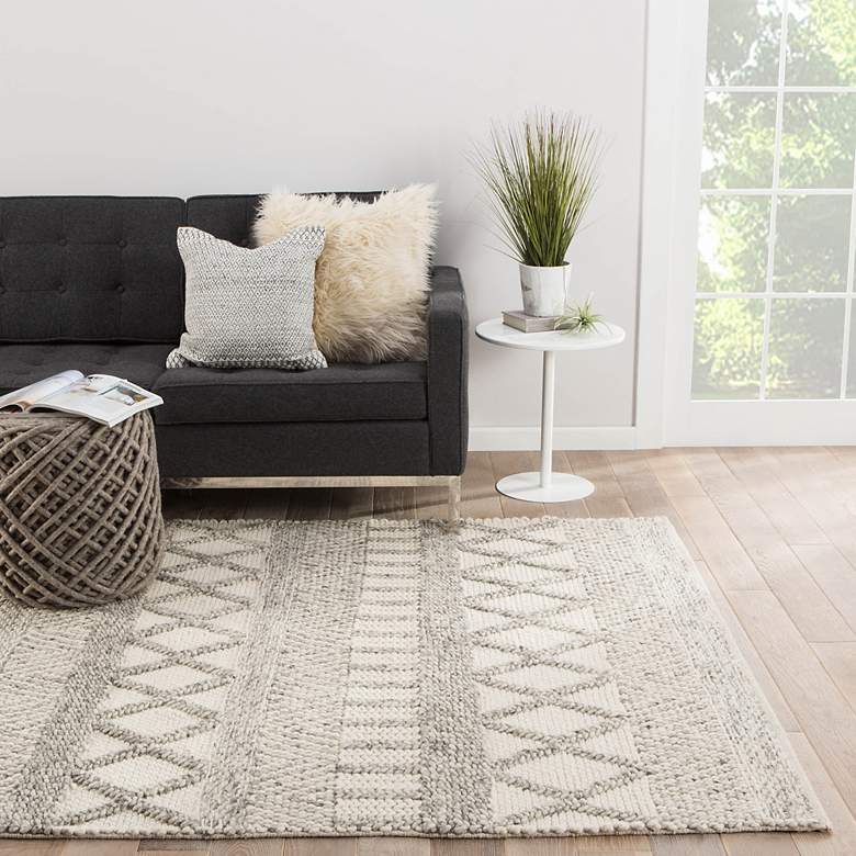 Image 1 Sandhurst SCD21 5&#39;x8&#39; Gray and White Geometric Wool Area Rug