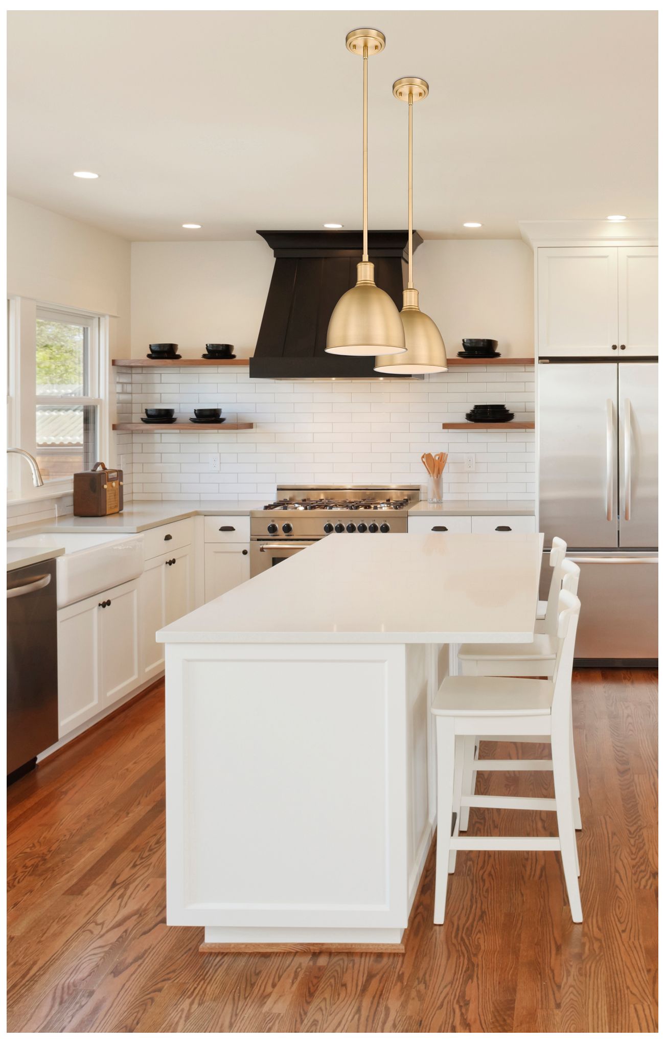 Image 3 Sawyer by Z-Lite Classic Brass 8.25 inch 1 Light Pendant more views