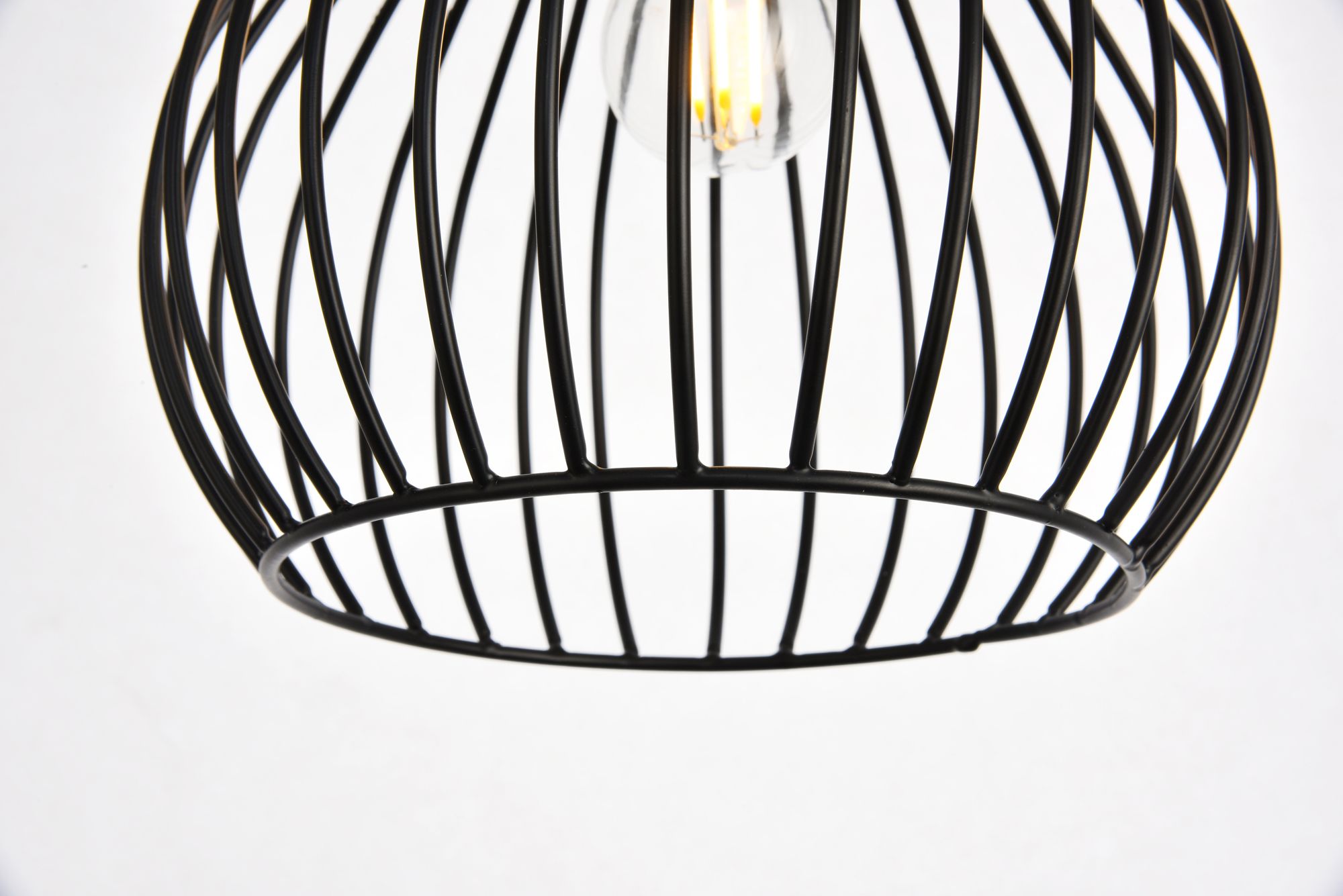 Sayer Collection Pendant D7.9 H8.9 Lt:1 Black Finish in scene