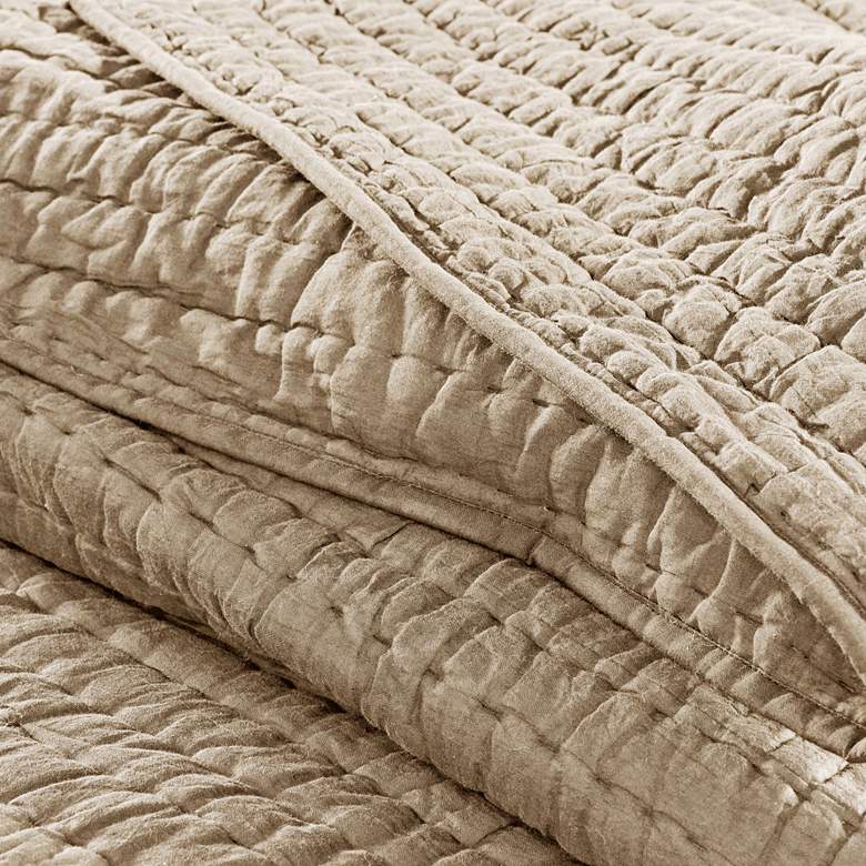 Image 3 Serene Cotton Linen 3-Piece Full/Queen Coverlet Set more views