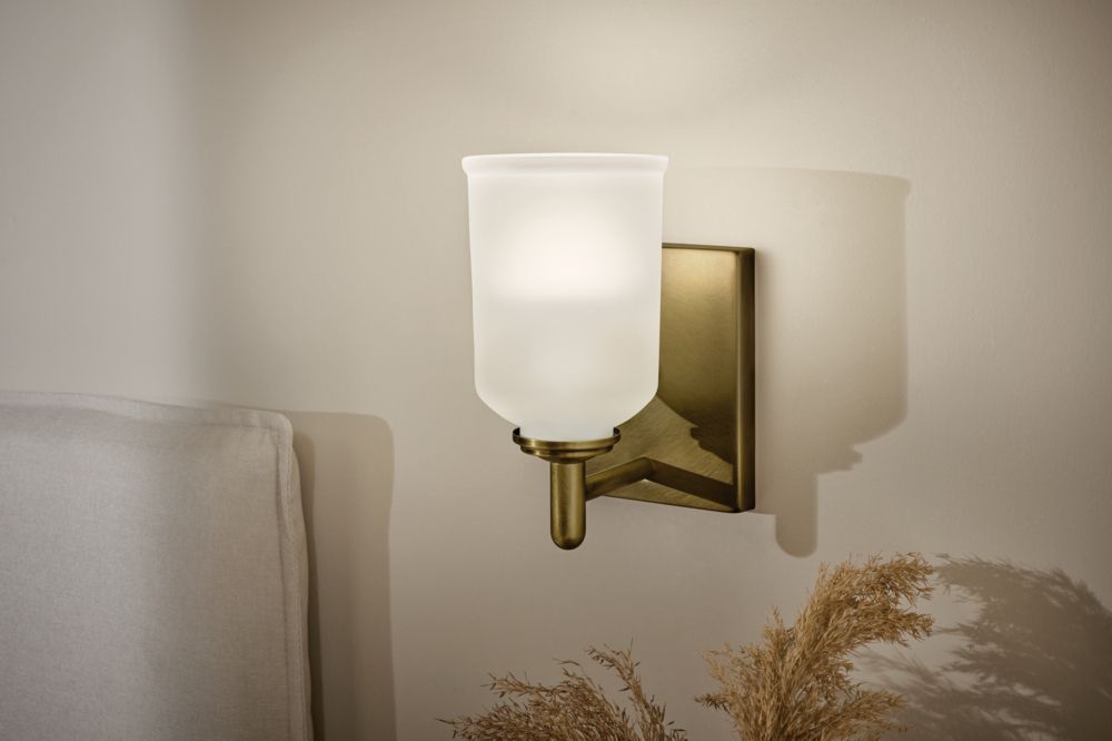Shailene 5" 1-Light Wall Sconce in Natural Brass