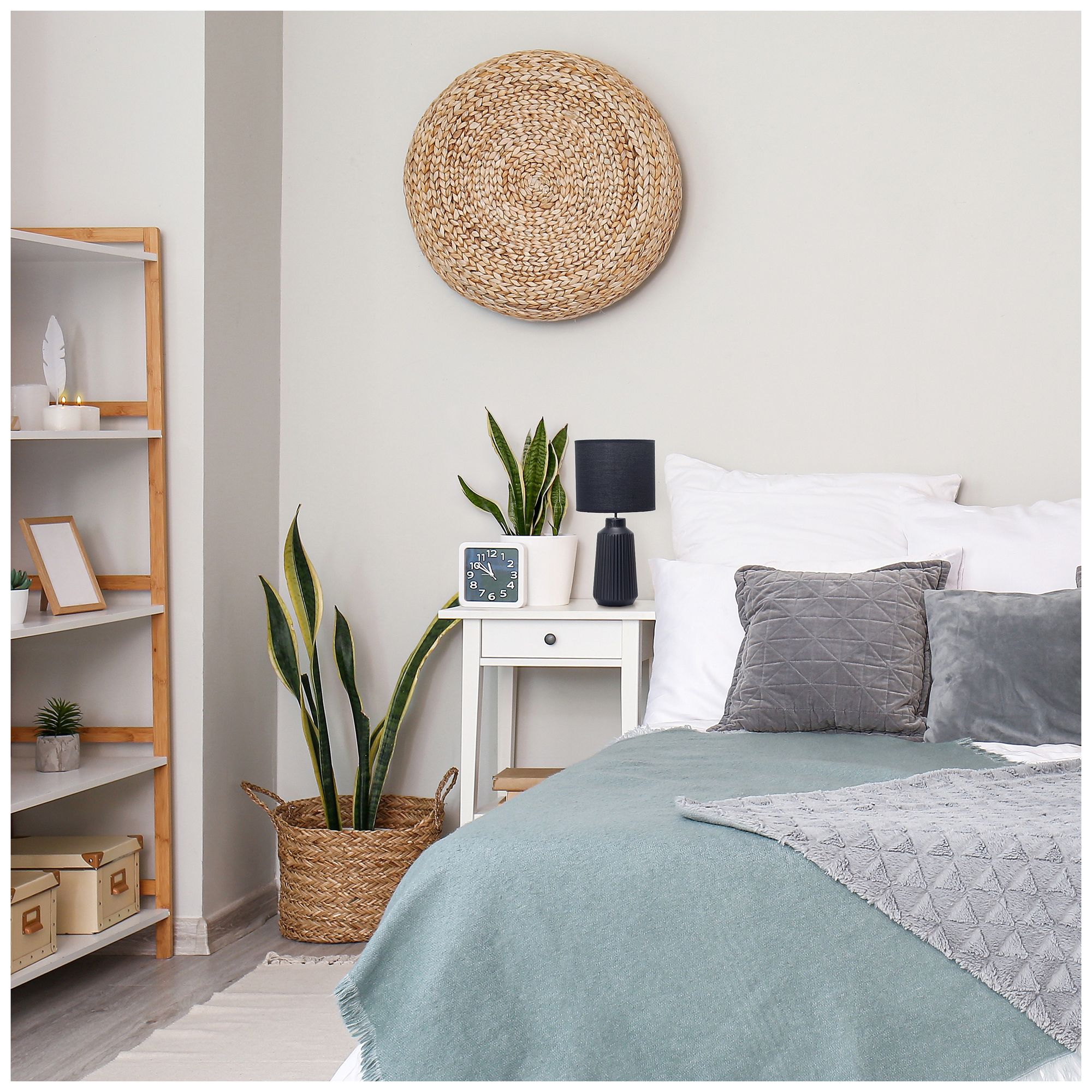 Simple Designs 15.94" Glow & Flow Grooved Tb Lamp, Mono Fabric Shade, Black