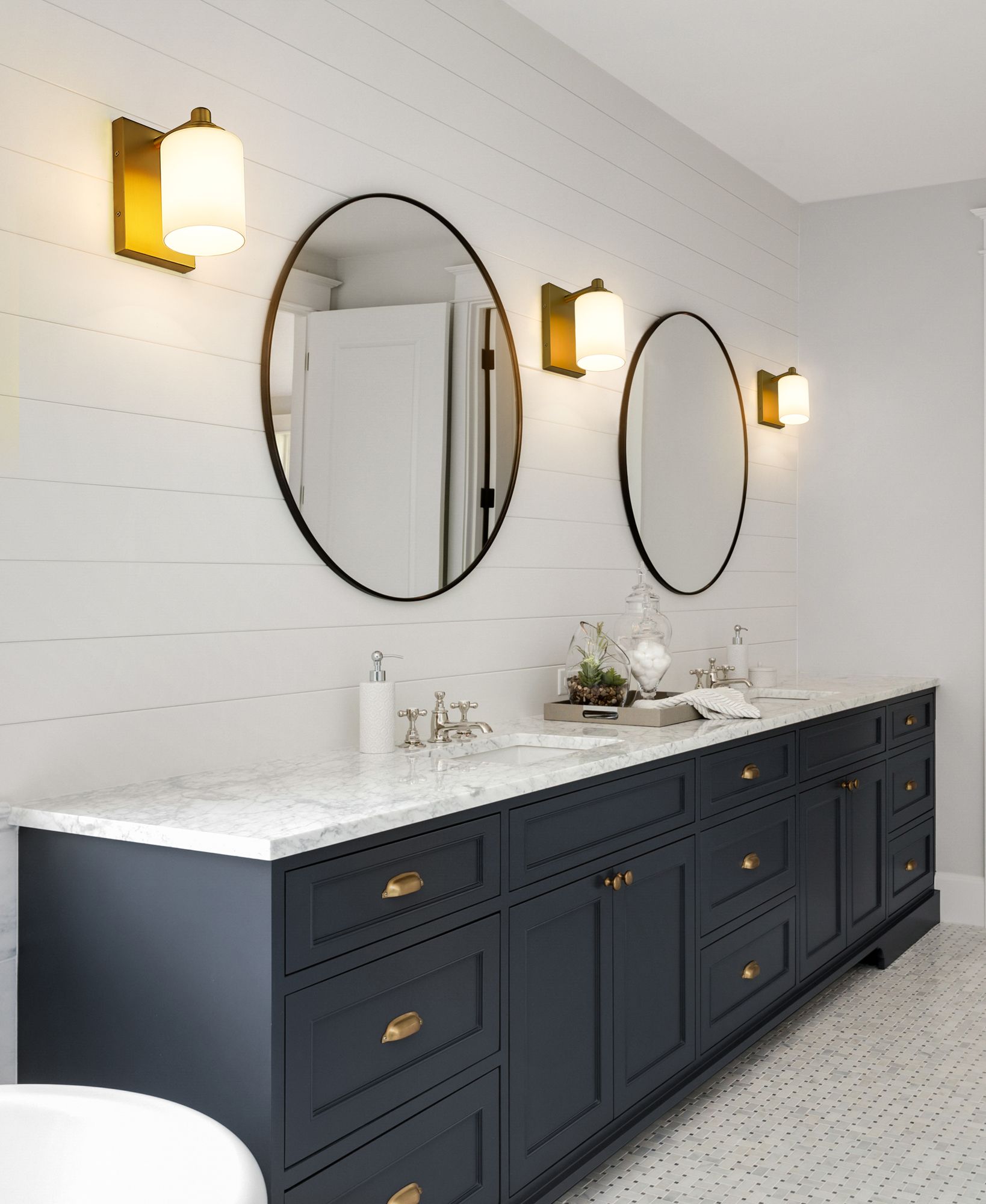 Image 3 Soledad by Z-Lite Brushed Gold 4.5 inch 1 Light Wall Sconce more views